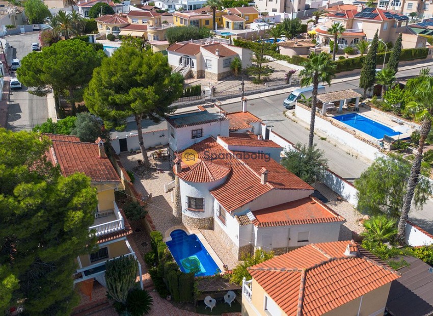  - Villa - 