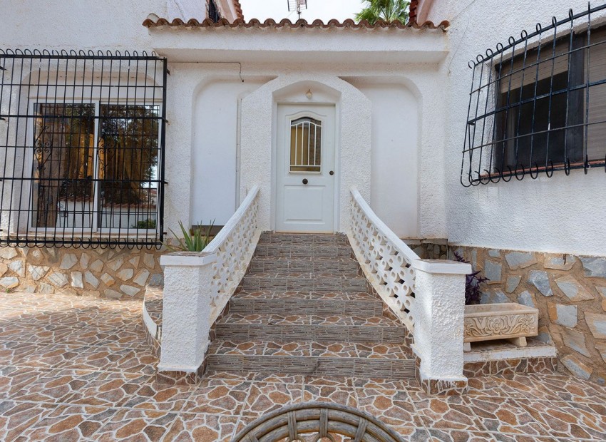  - Villa - 