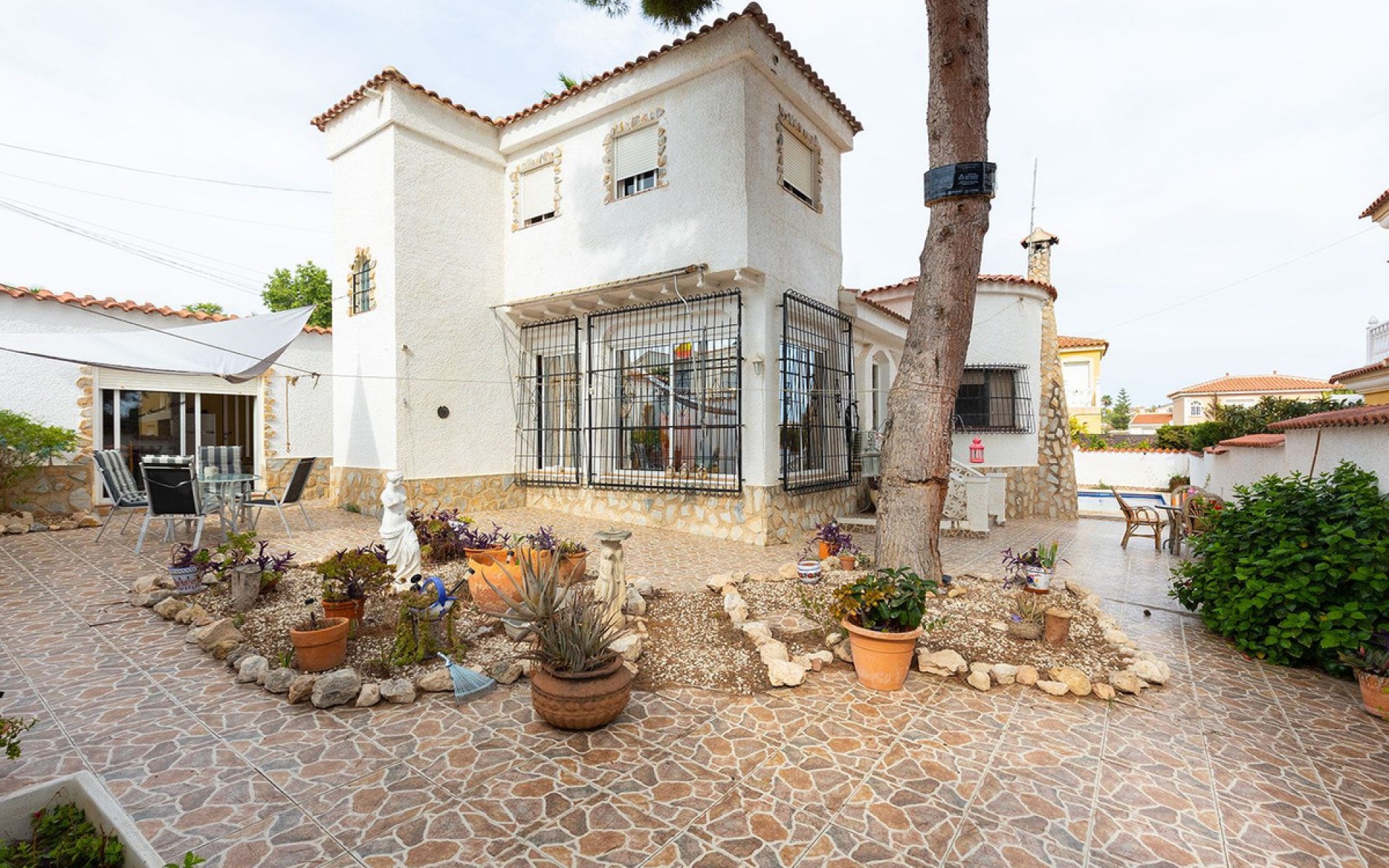  - Villa - 
