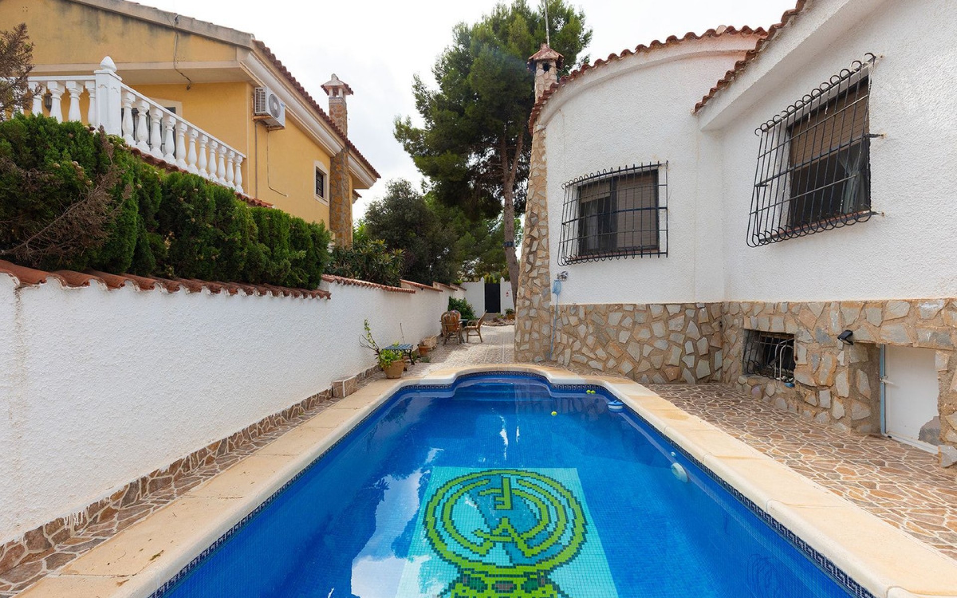  - Villa - 