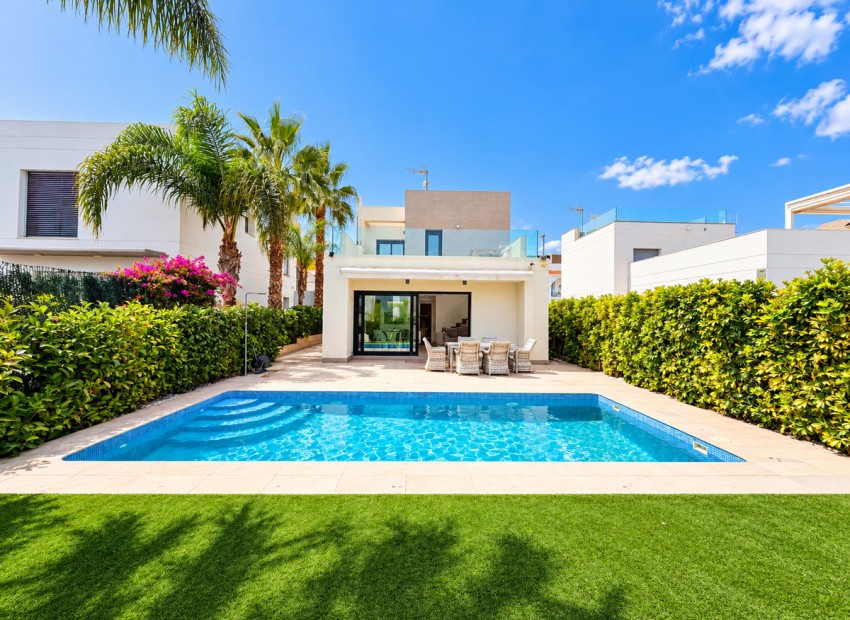  - Villa - 