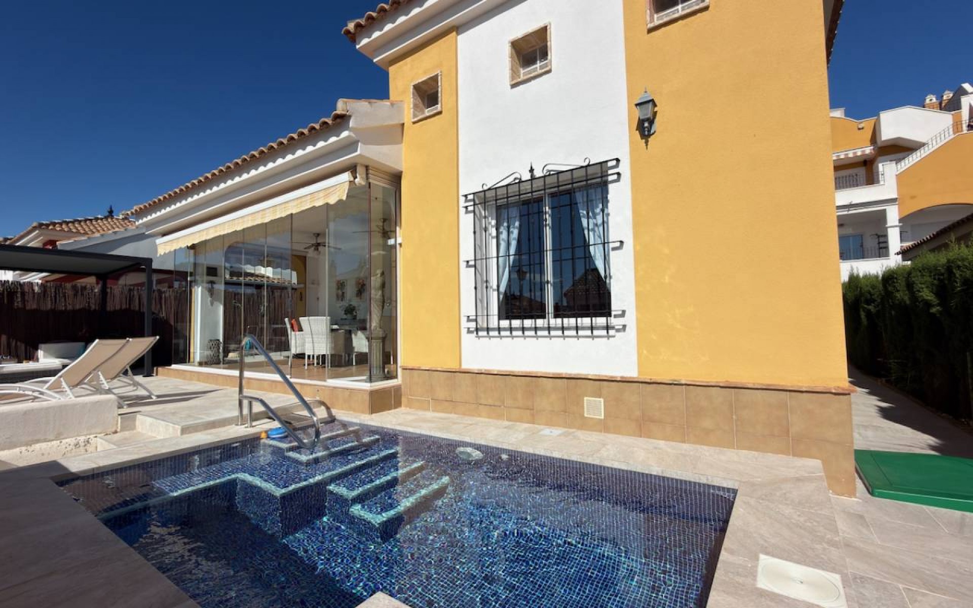  - Villa - 