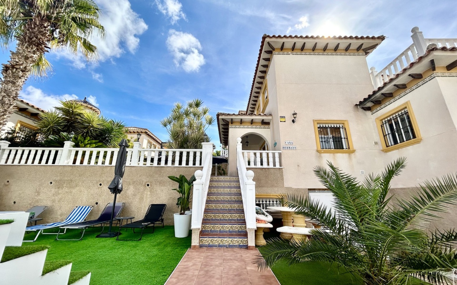  - Villa - 