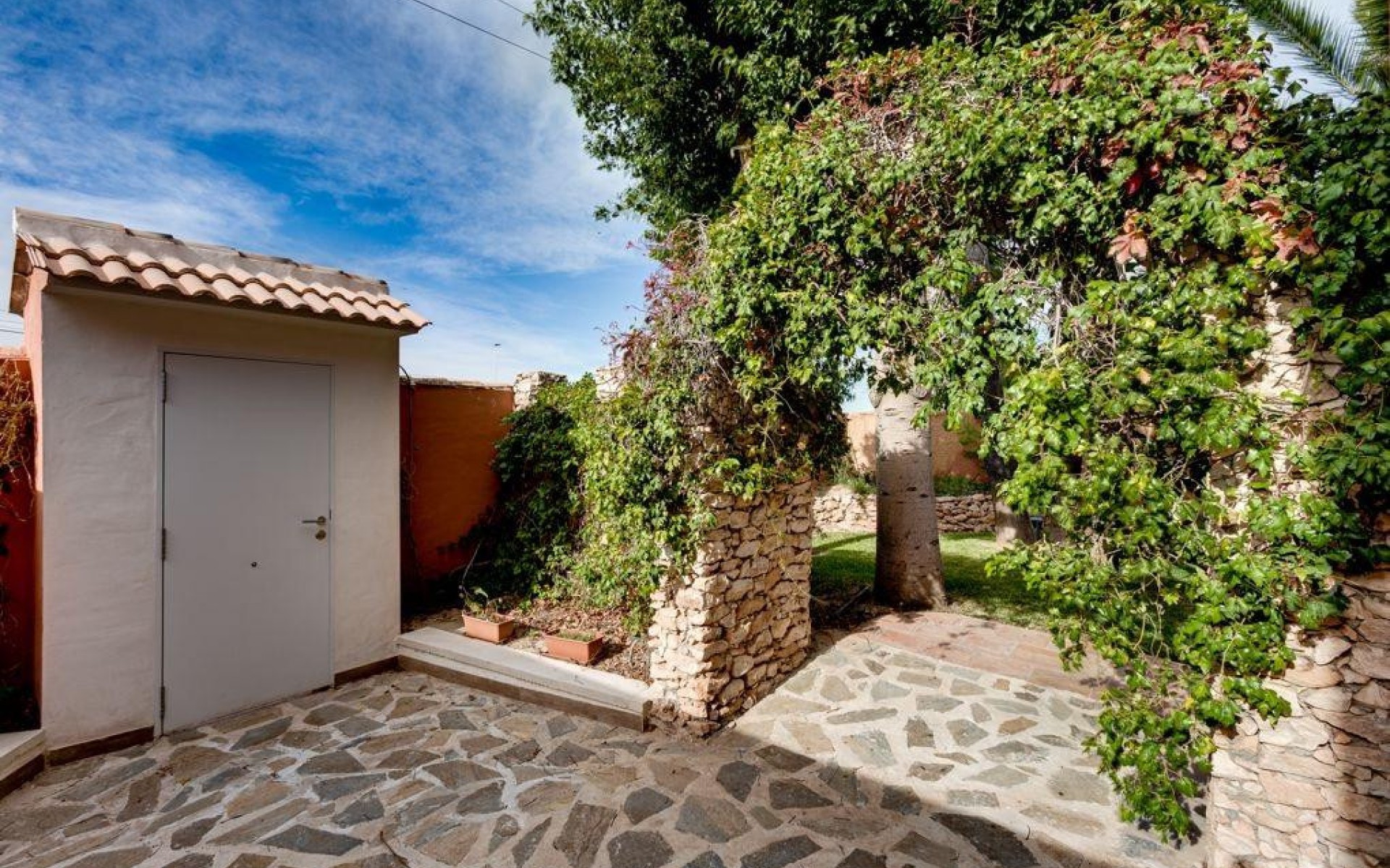  - Villa - 