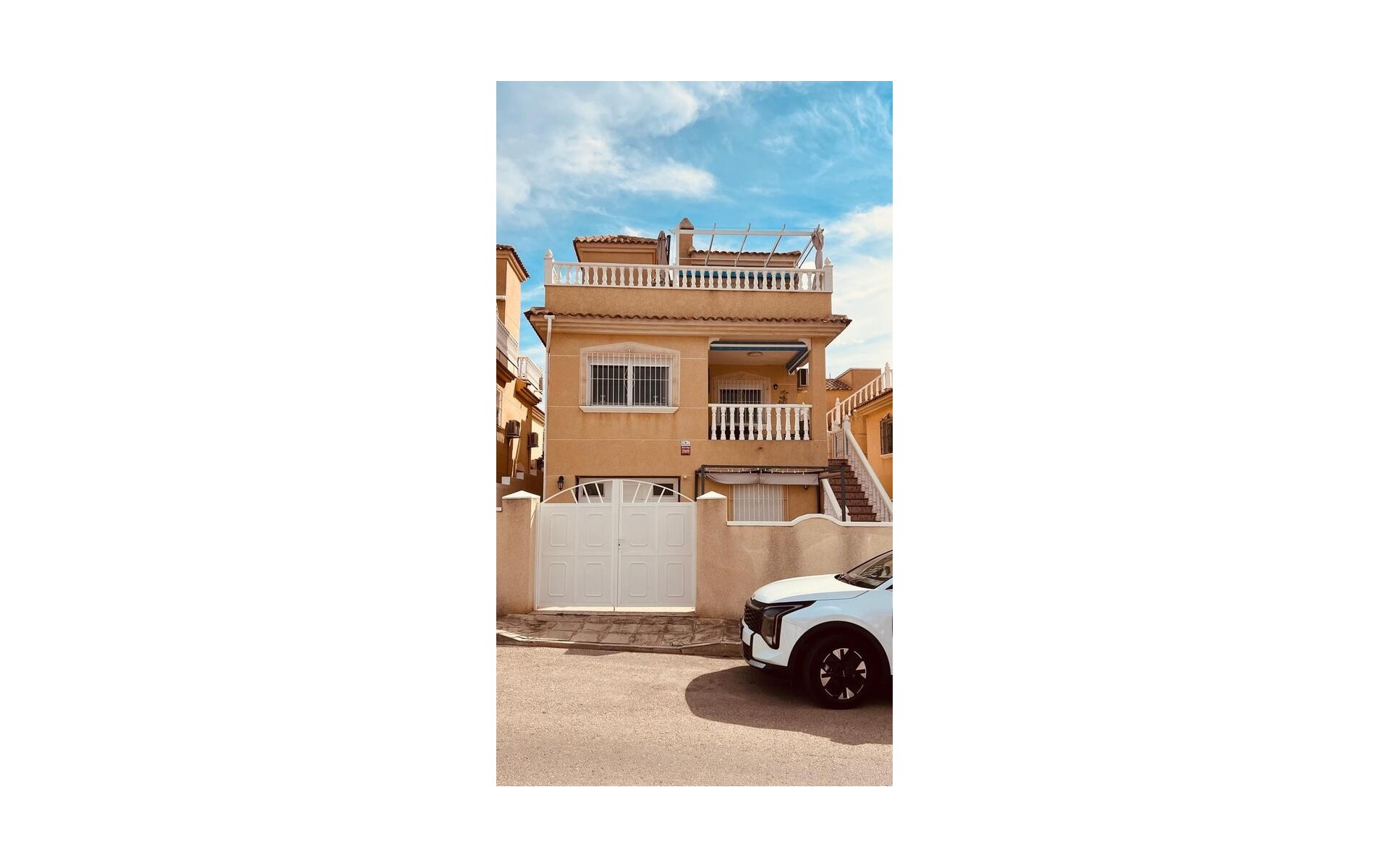  - Villa - 