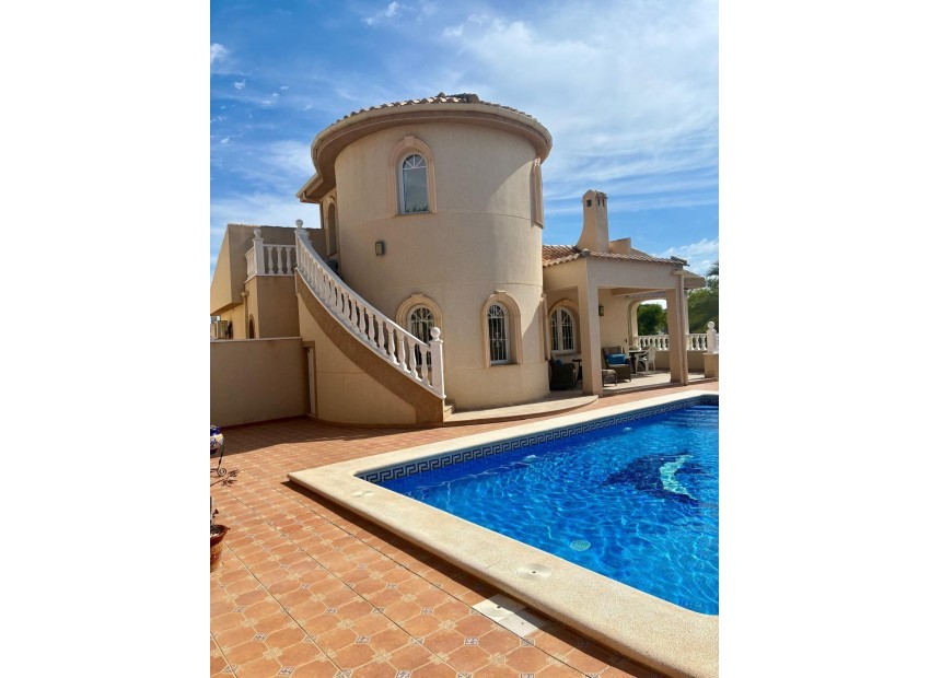  - Villa - 