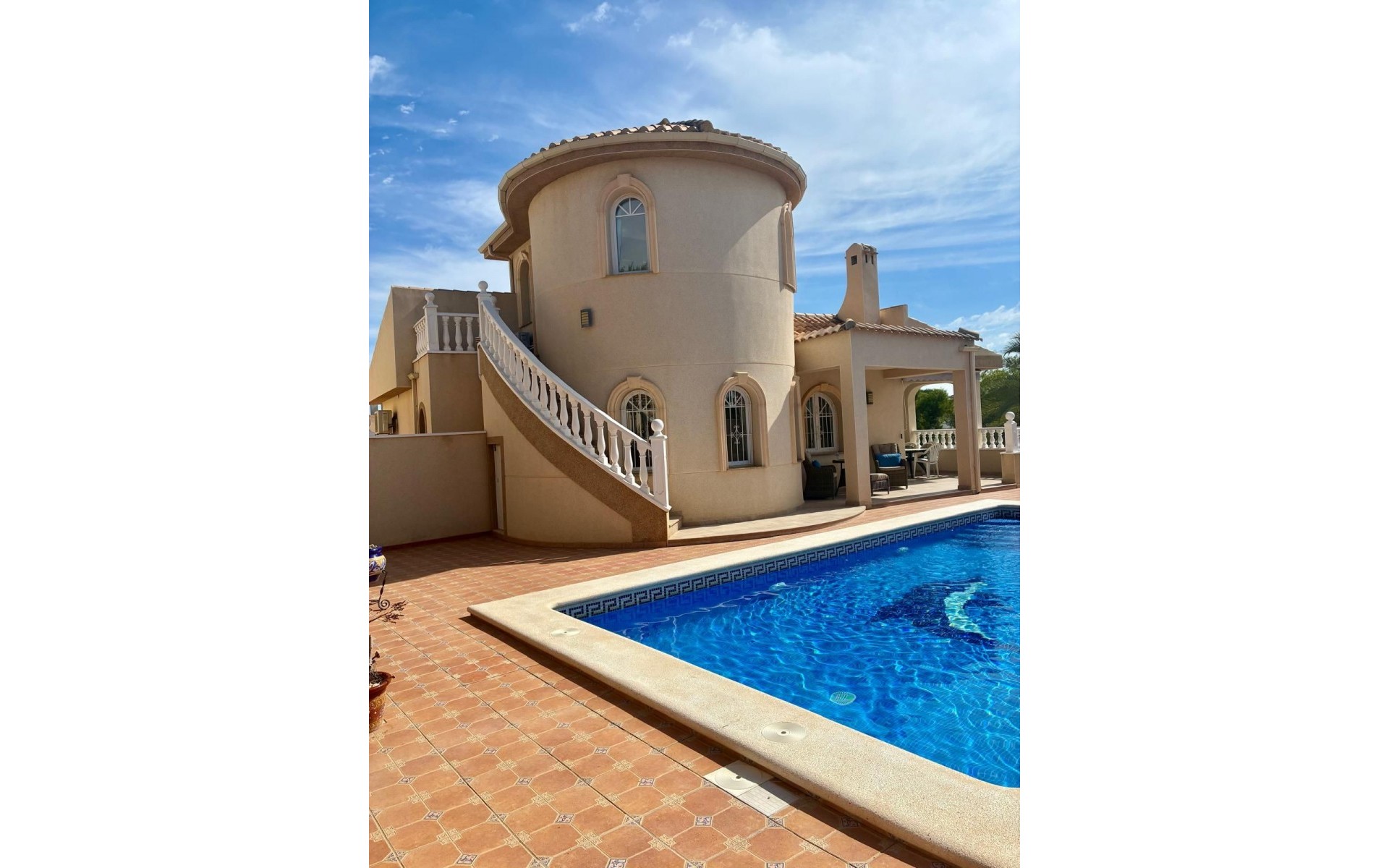  - Villa - 