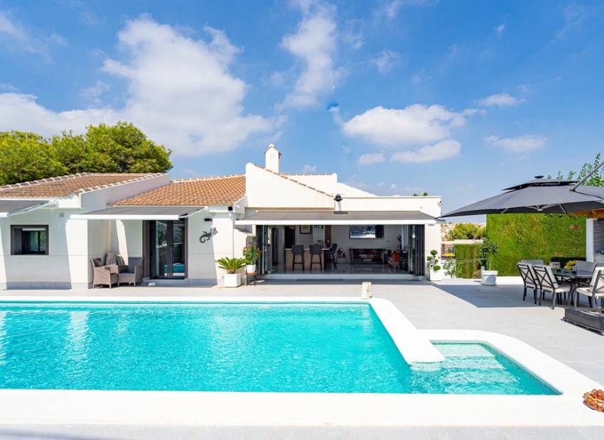  - Villa - 
