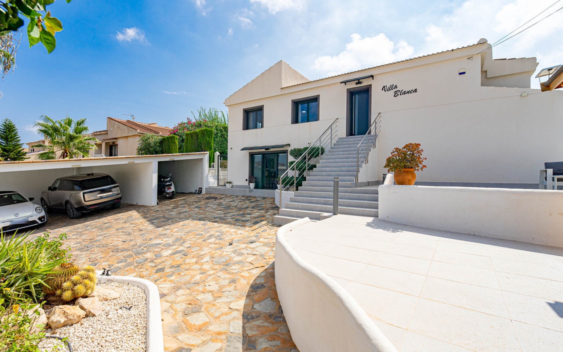  - Villa - 
