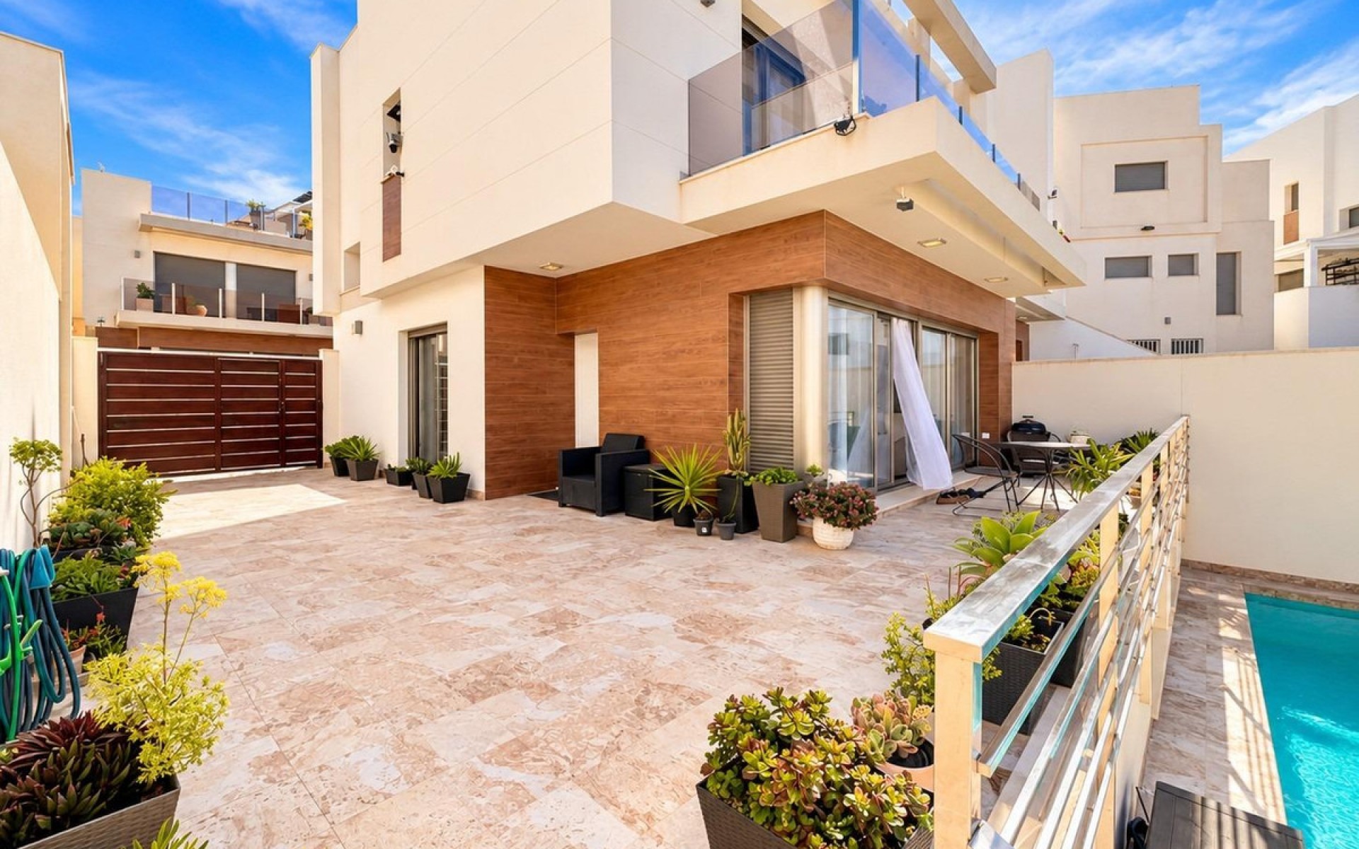  - Villa - 