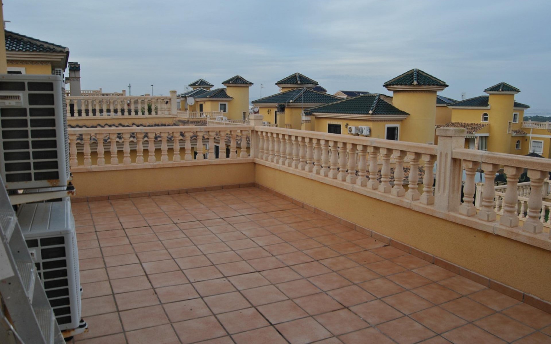  - Villa - 
