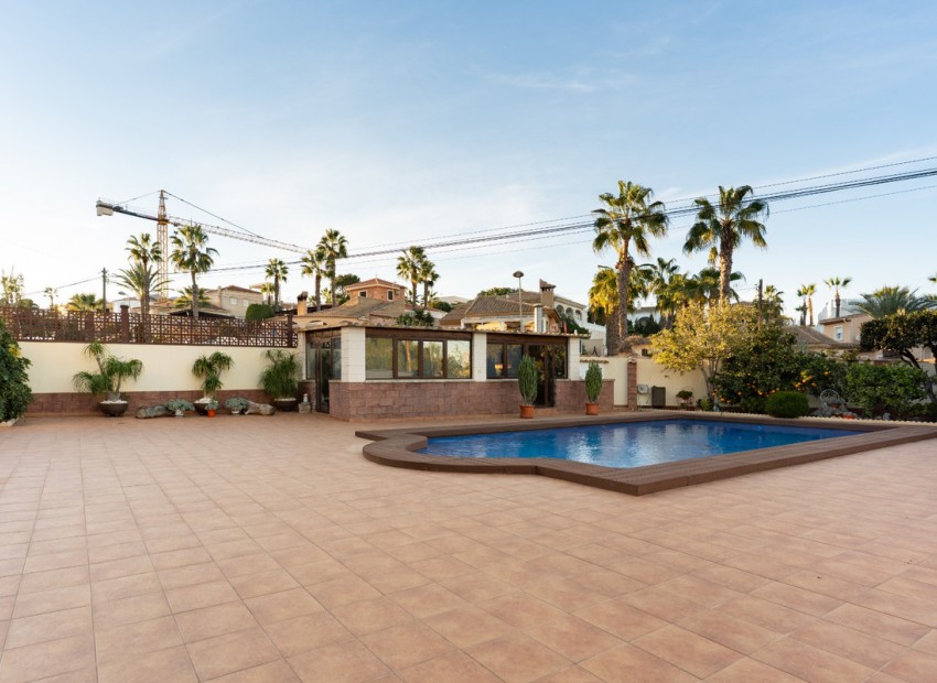  - Villa - 