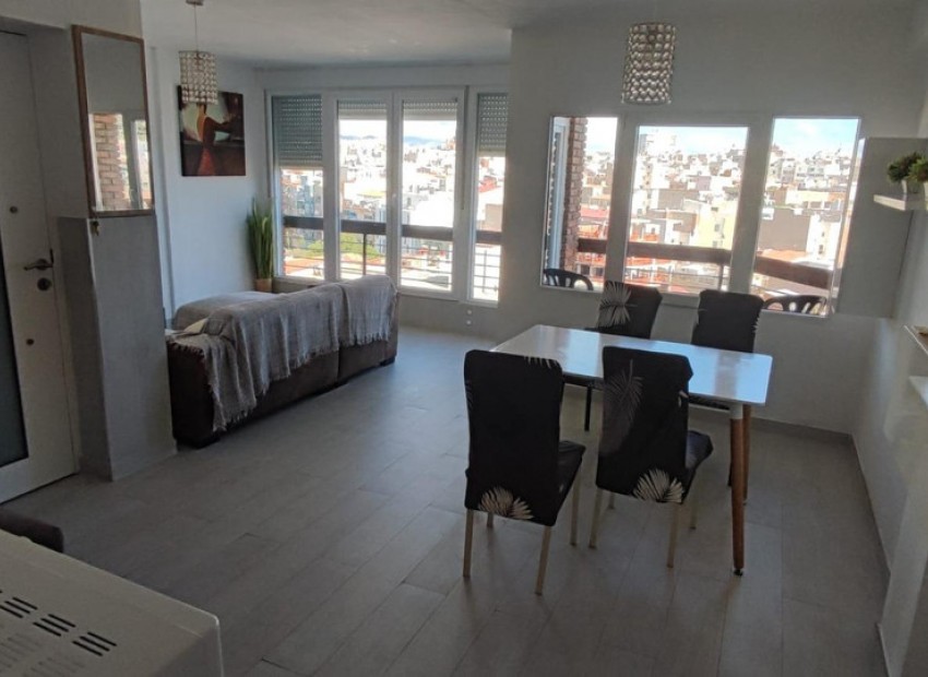 zum Verkauf - Apartment - Alicante - Alicante Centro