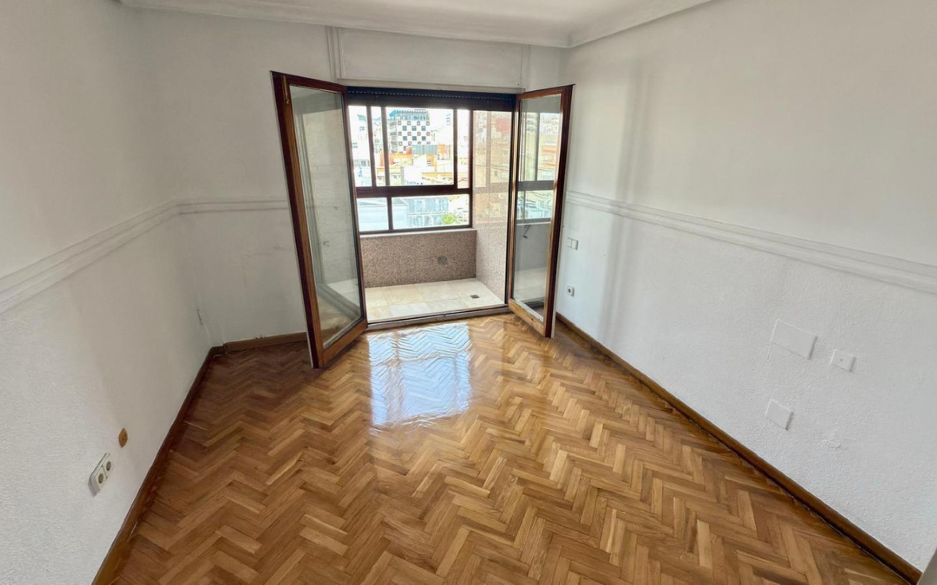 zum Verkauf - Apartment - Alicante - Alicante Centro