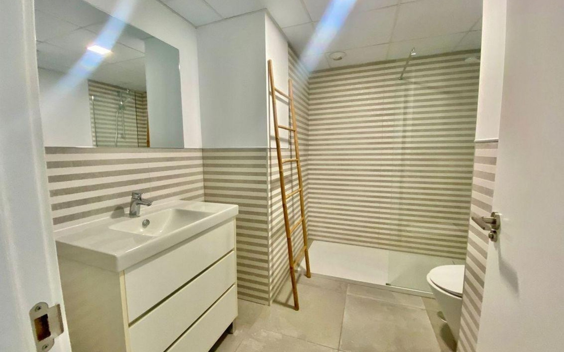 zum Verkauf - Apartment - Alicante - Alicante Centro