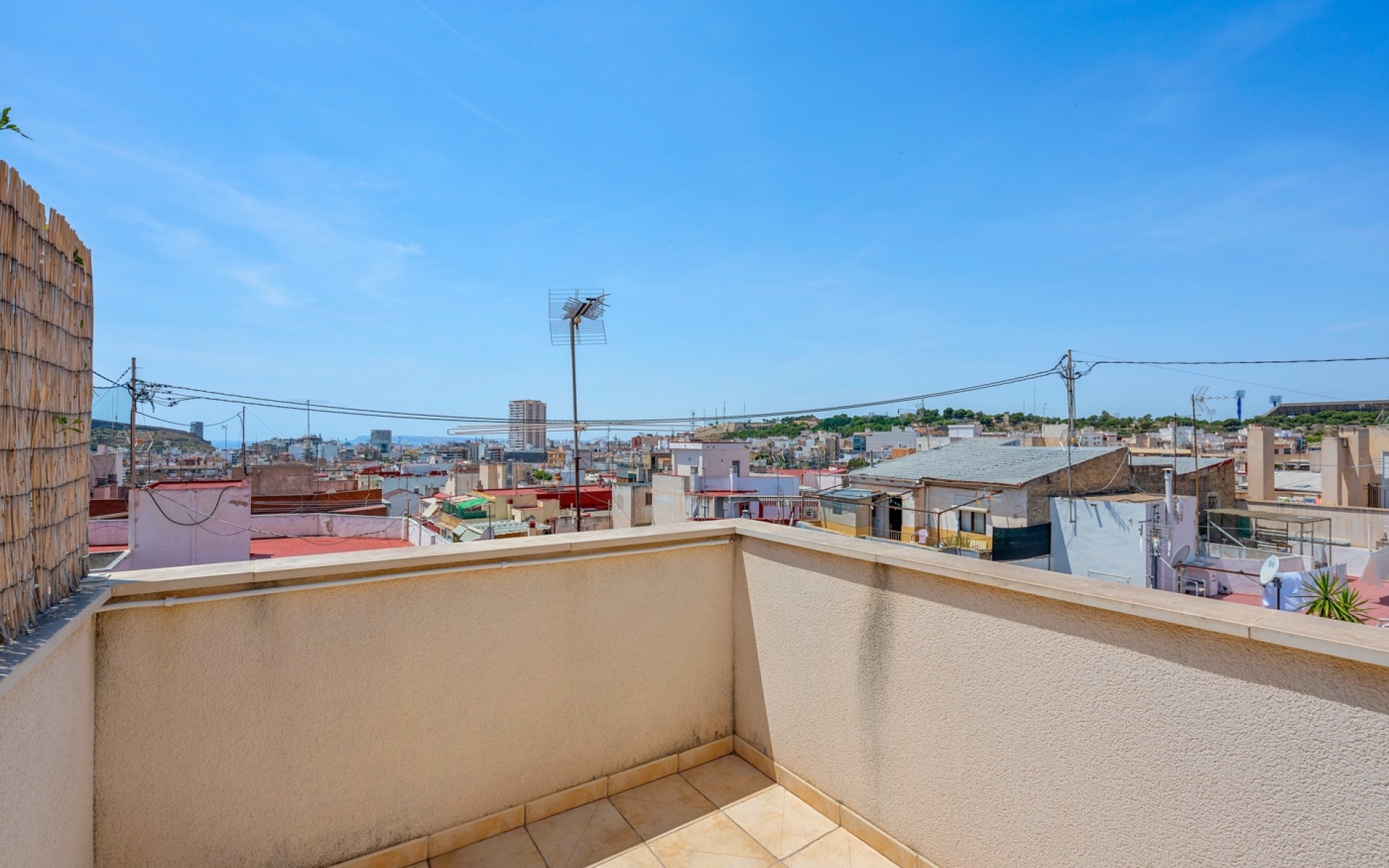 zum Verkauf - Apartment - Alicante - Carolinas Bajas