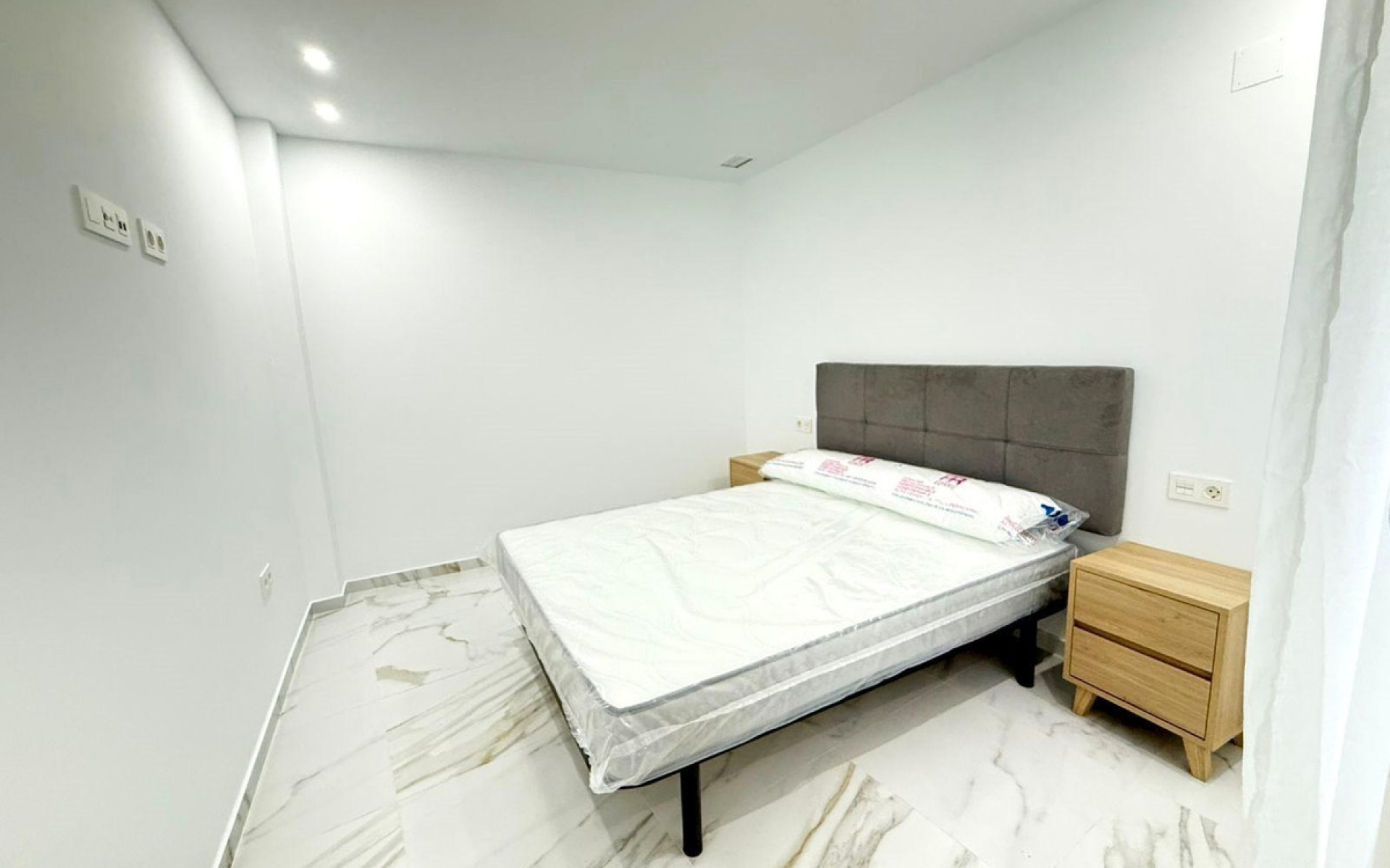 zum Verkauf - Apartment - Alicante - Parque de las Naciones