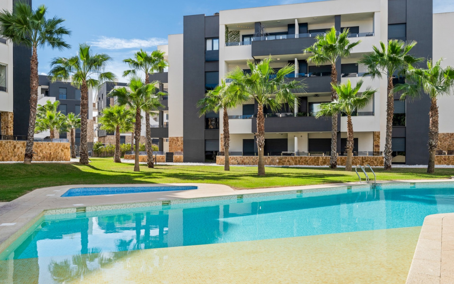 zum Verkauf - Apartment - Los Altos