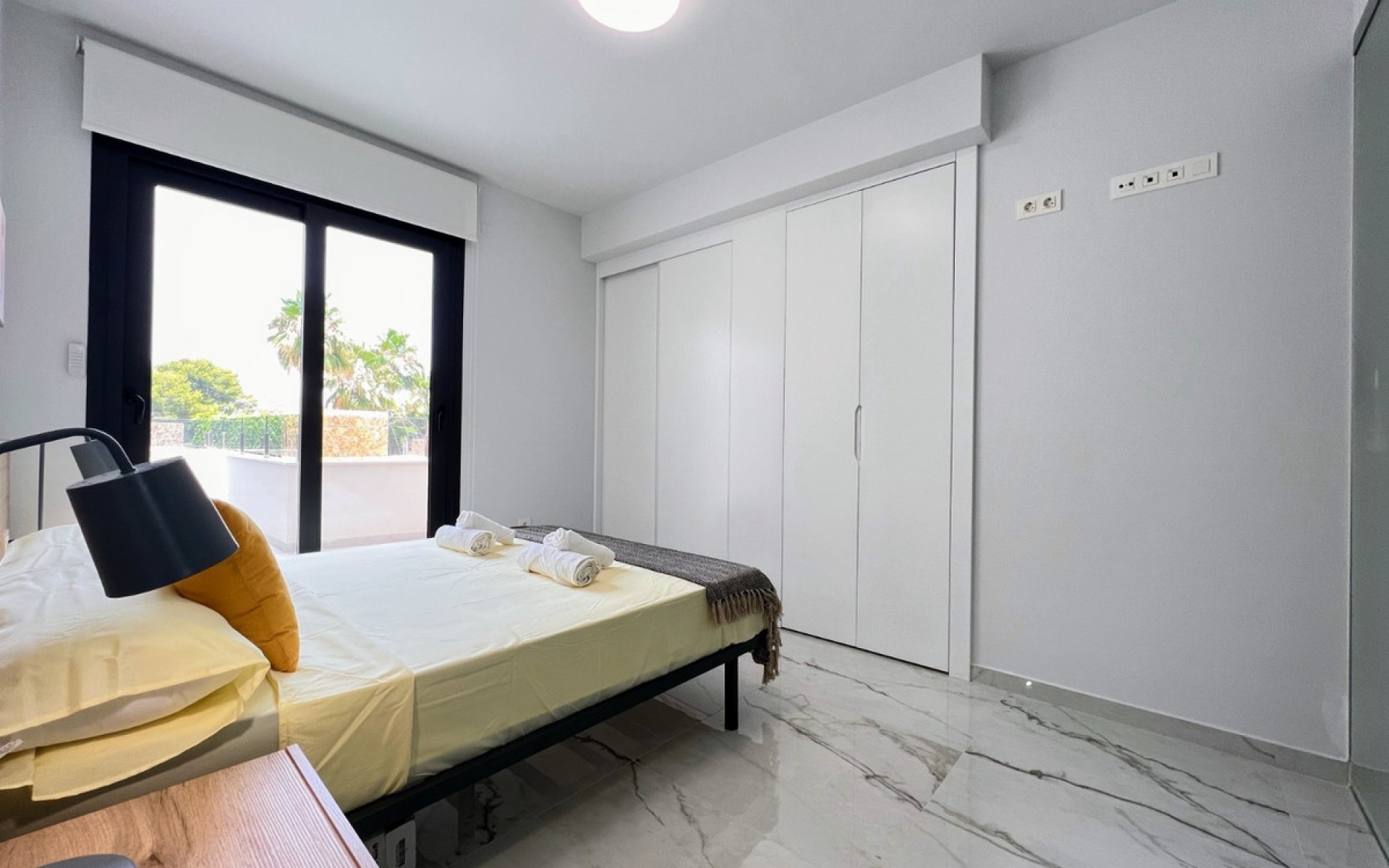 zum Verkauf - Apartment - Los Altos