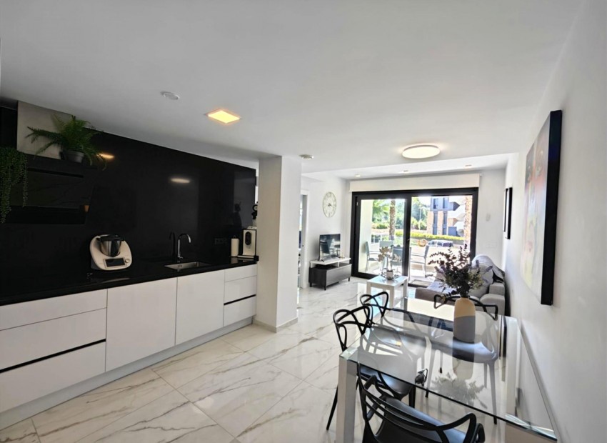 zum Verkauf - Apartment - Los Altos