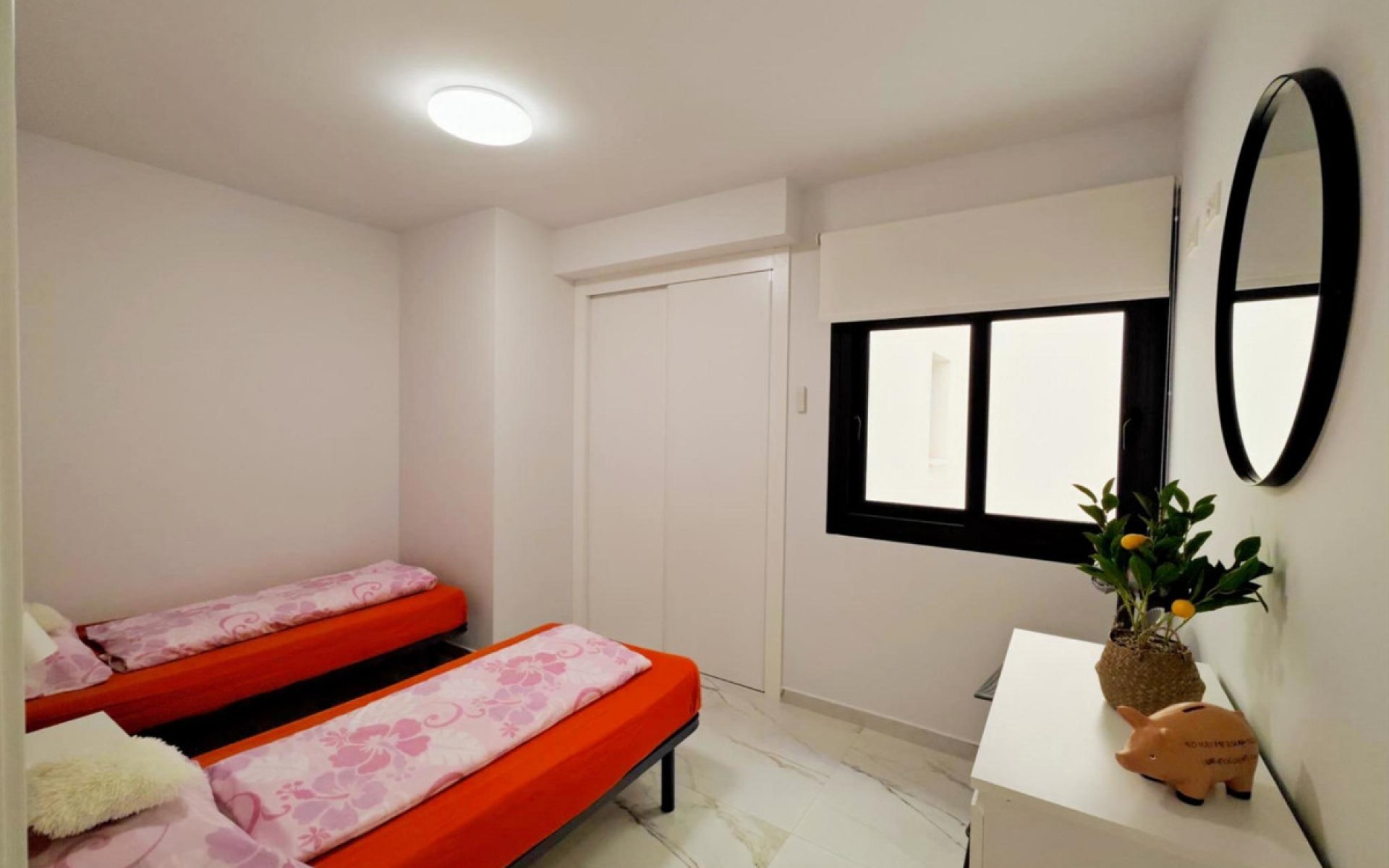 zum Verkauf - Apartment - Los Altos