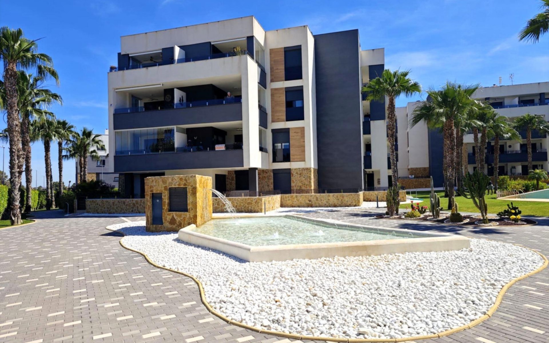 zum Verkauf - Apartment - Los Altos