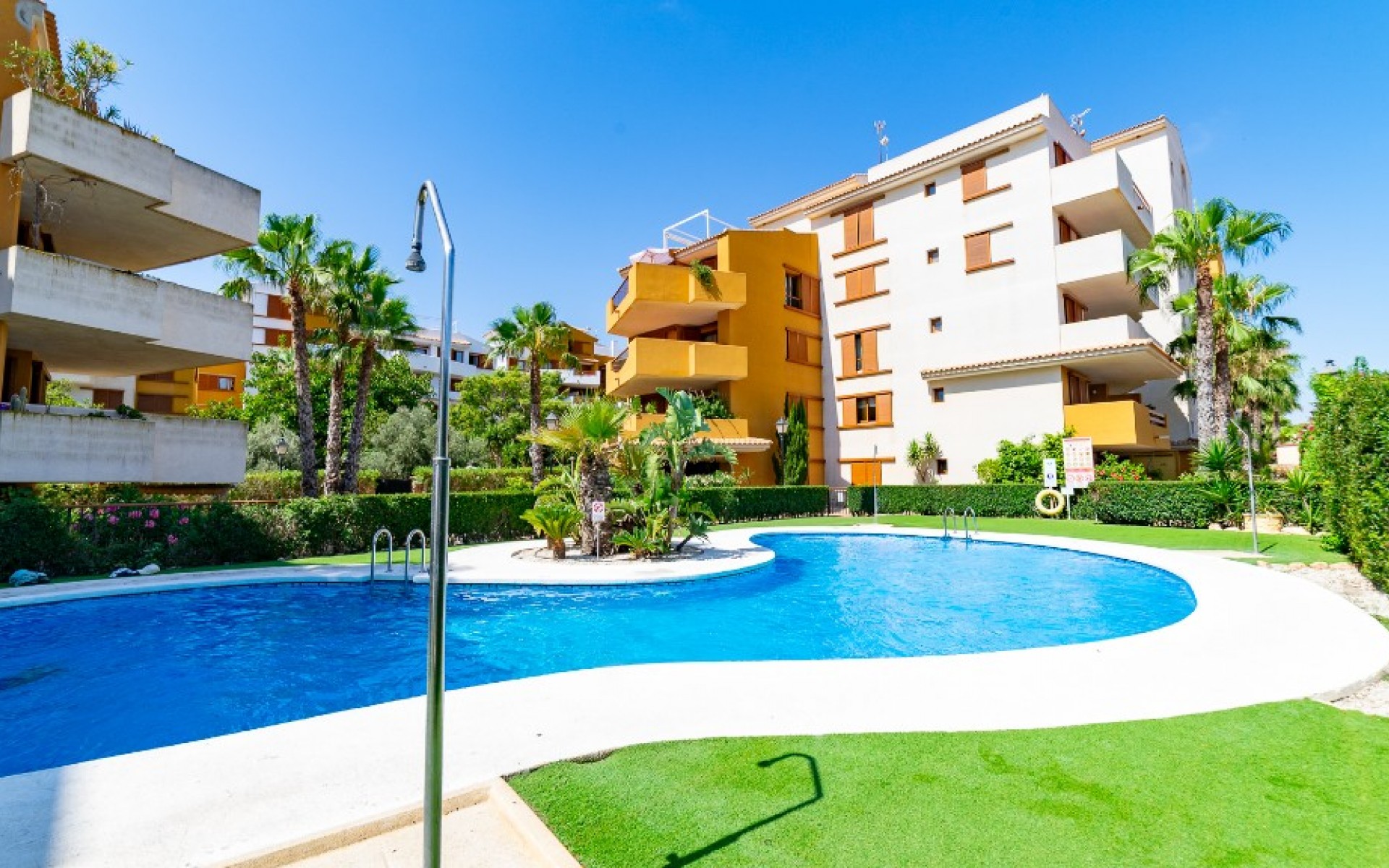 zum Verkauf - Apartment - Punta Prima