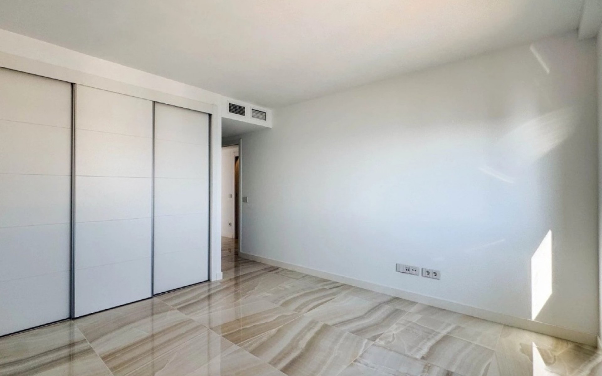 zum Verkauf - Apartment - Punta Prima