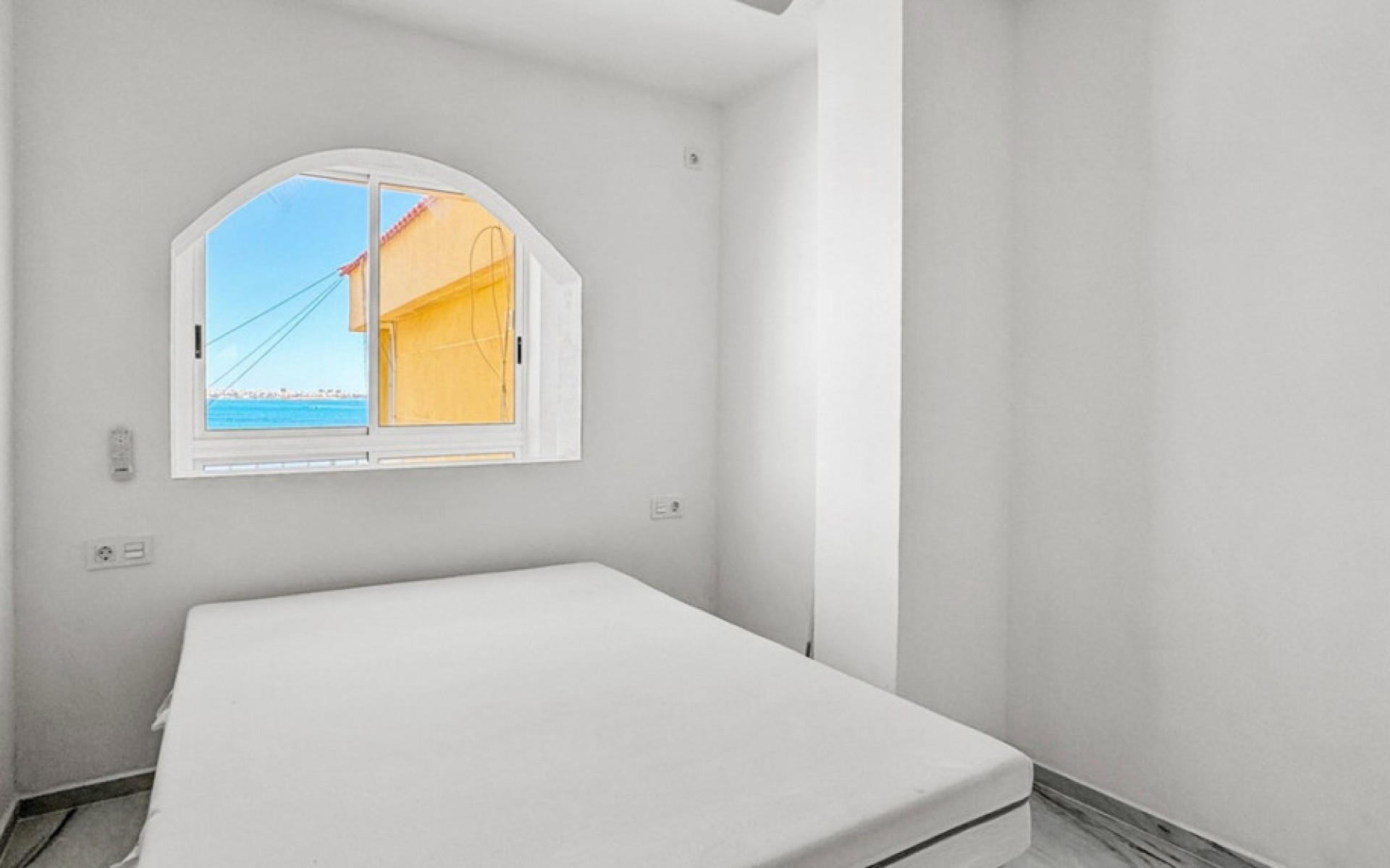 zum Verkauf - Apartment - Punta Prima