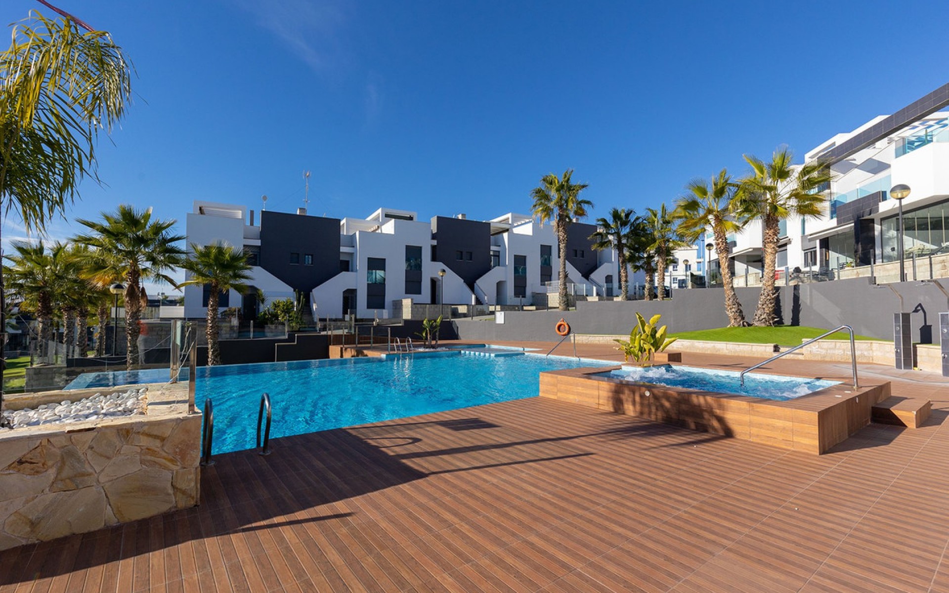 zum Verkauf - Apartment - Punta Prima