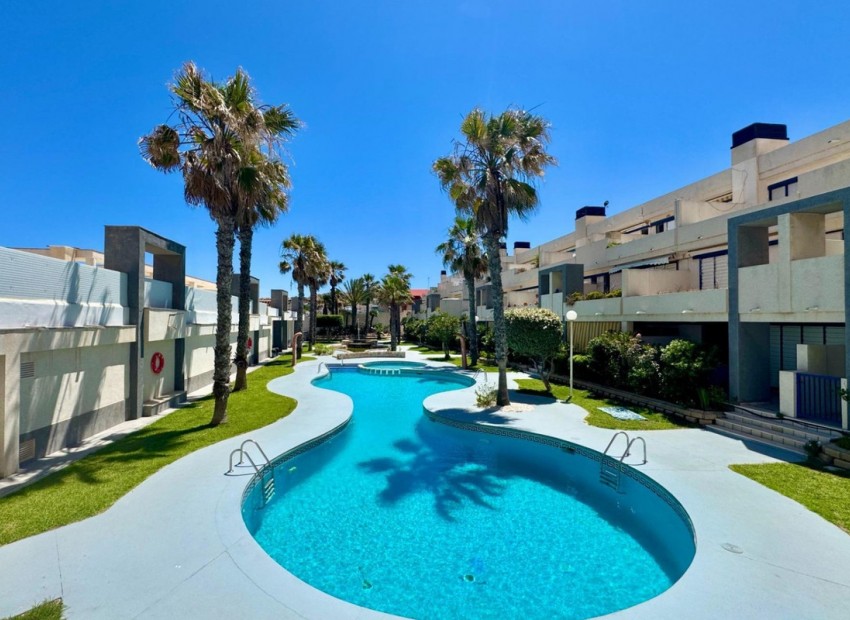 zum Verkauf - Apartment - Torrevieja - La Mata