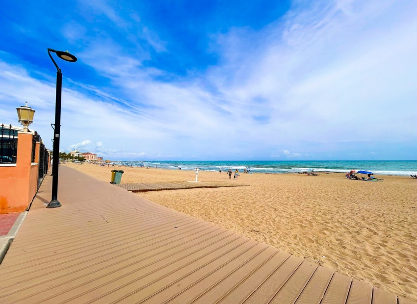 zum Verkauf - Apartment - Torrevieja - La Mata
