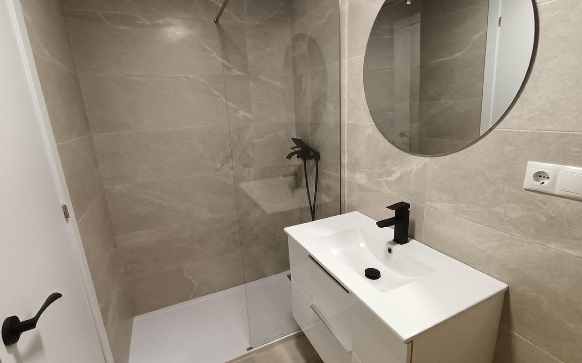 zum Verkauf - Apartment - Torrevieja - Playa De La Mata