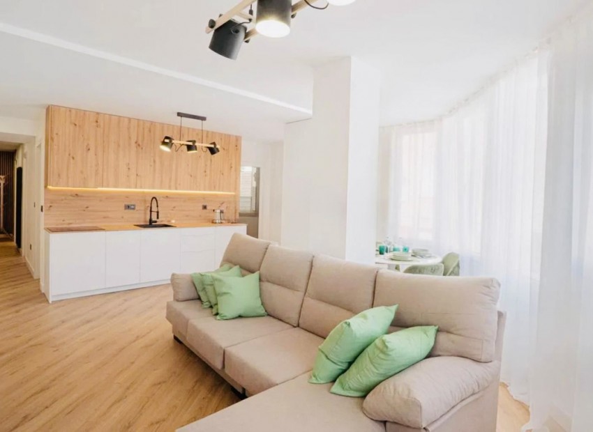 zum Verkauf - Apartment - Torrevieja - Torrevieja Centro