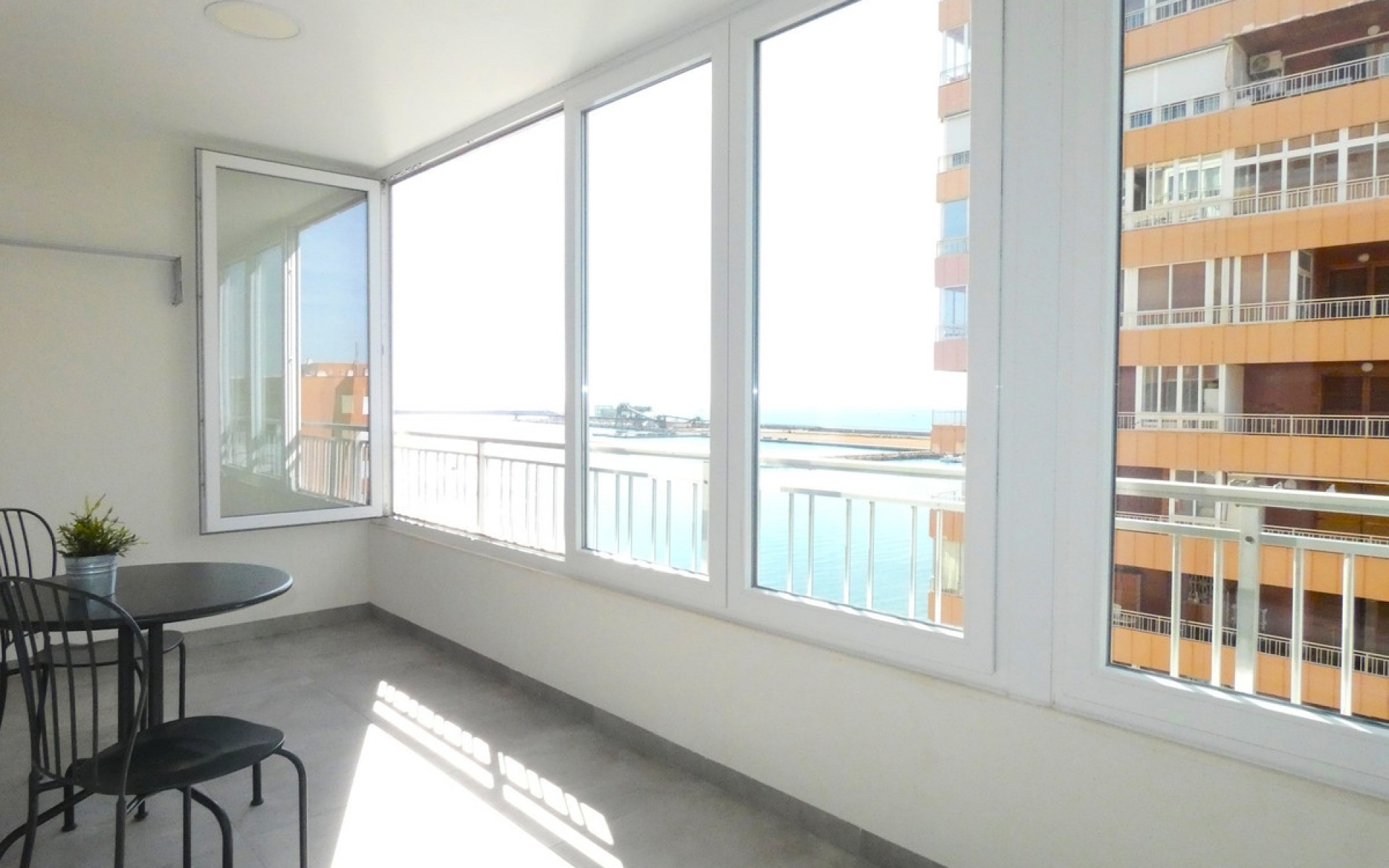 zum Verkauf - Apartment - Torrevieja - Torrevieja Centro