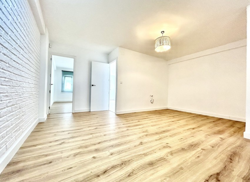 zum Verkauf - Apartment - Torrevieja - Torrevieja Centro
