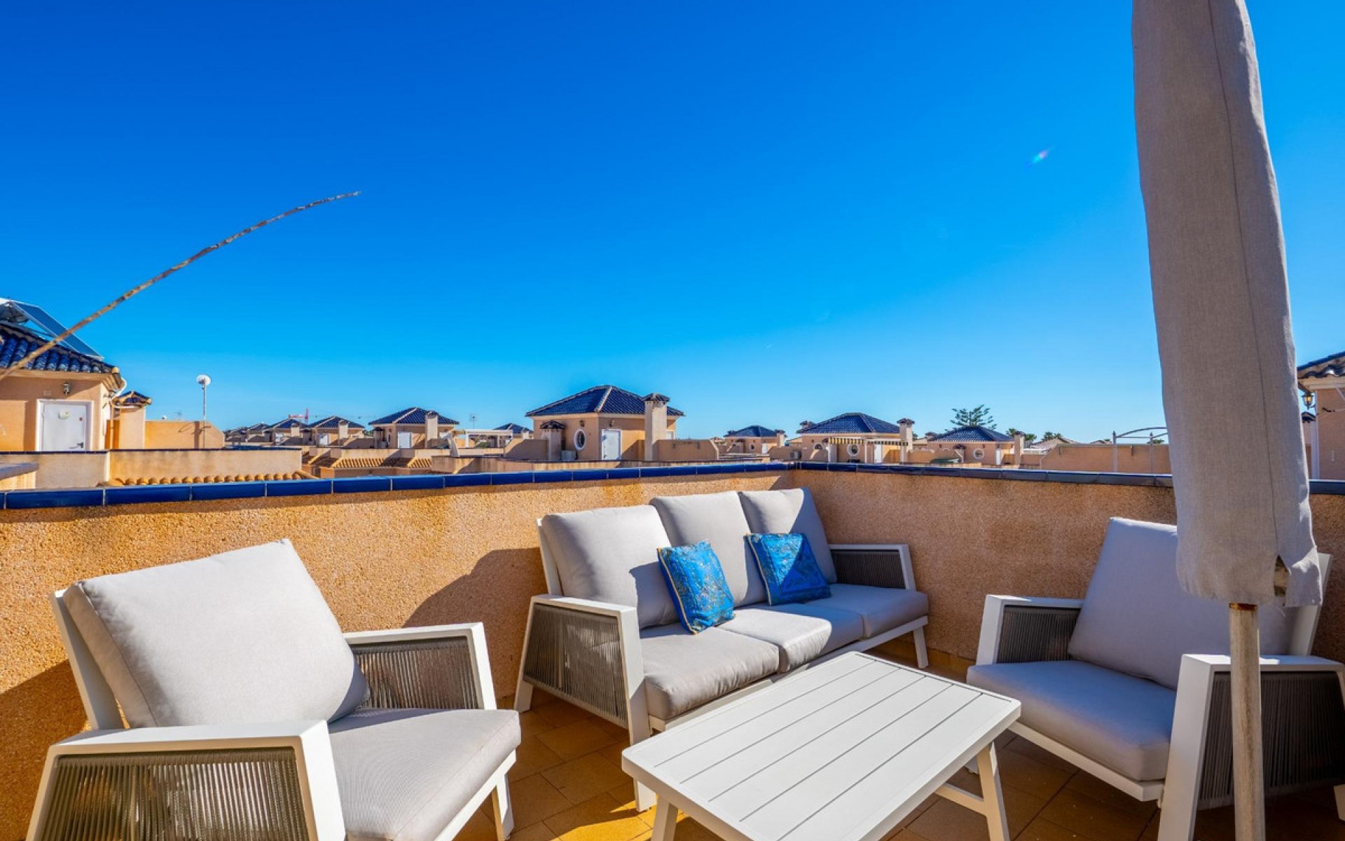 zum Verkauf - Reihenhaus - Cabo Roig - La Regia