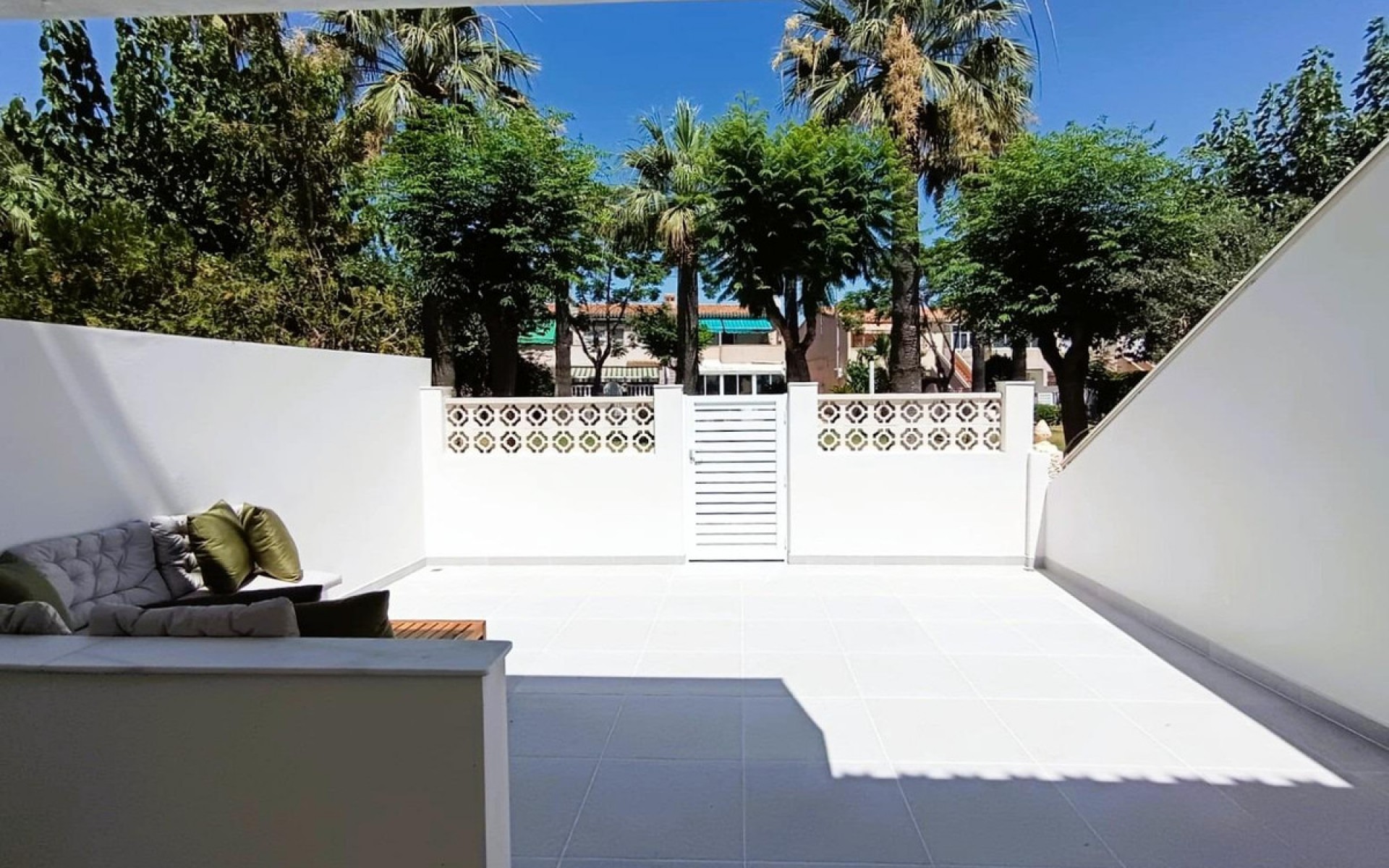 zum Verkauf - Reihenhaus - Cabo Roig - La Regia
