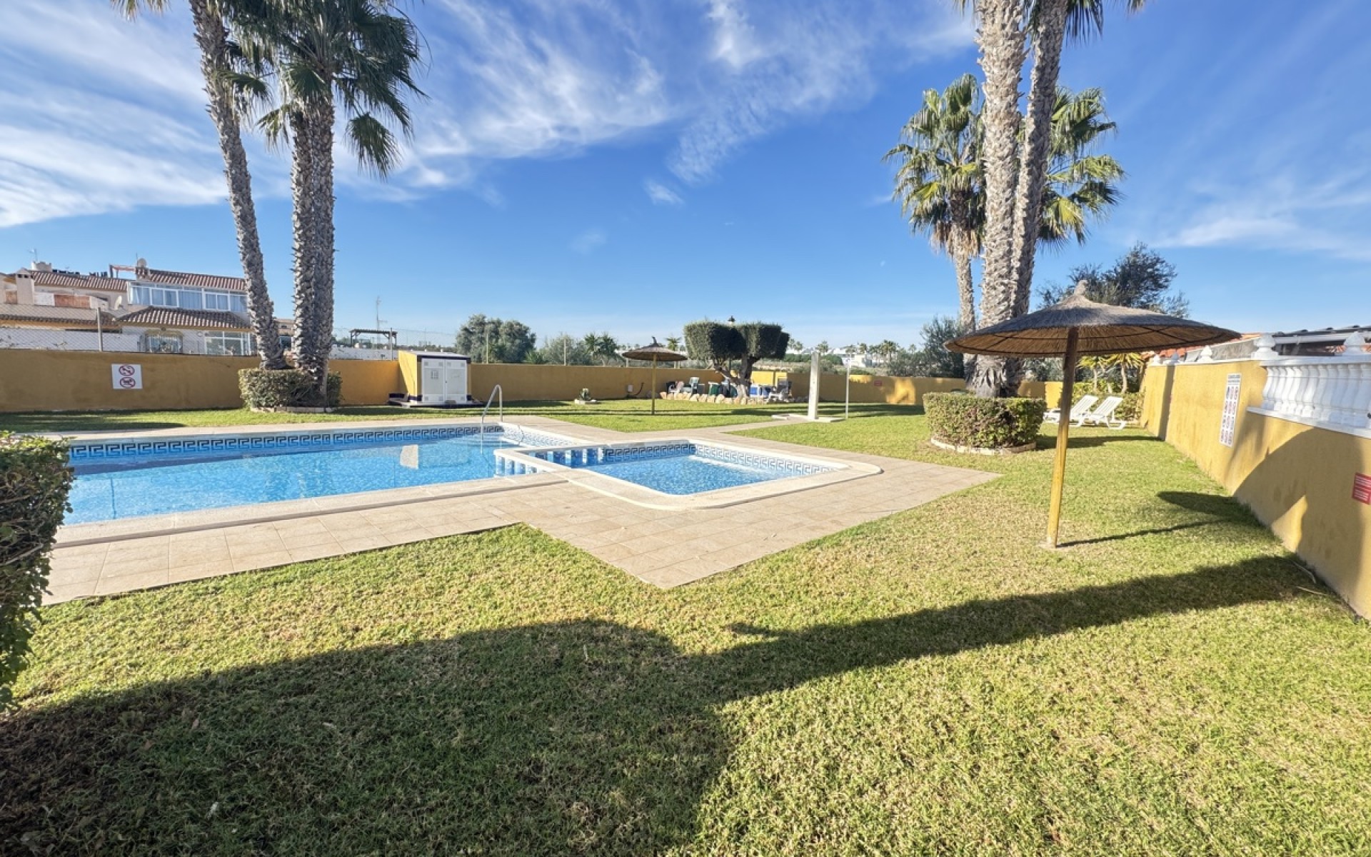 zum Verkauf - Reihenhaus - Cabo Roig