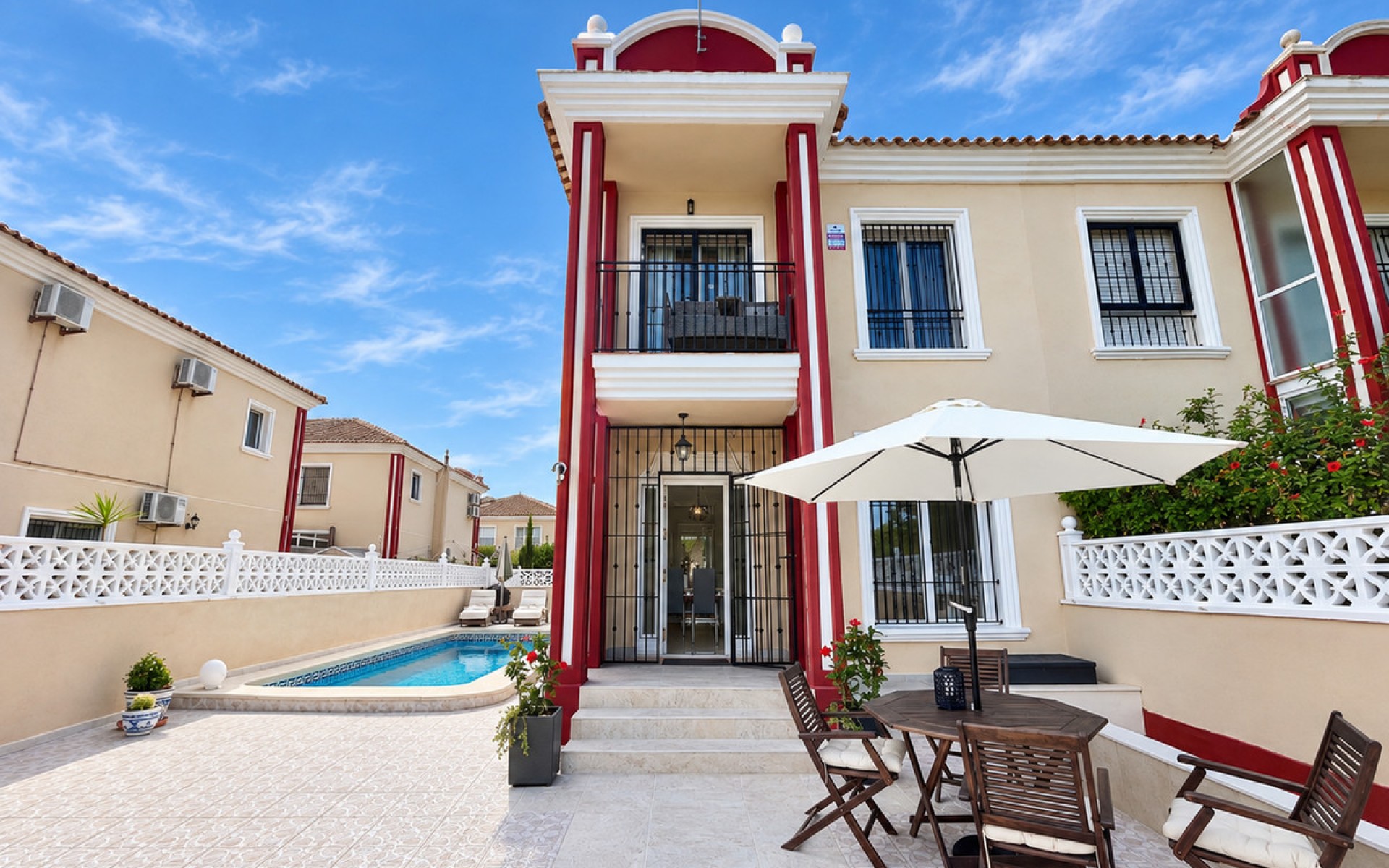 zum Verkauf - Reihenhaus - Campoamor