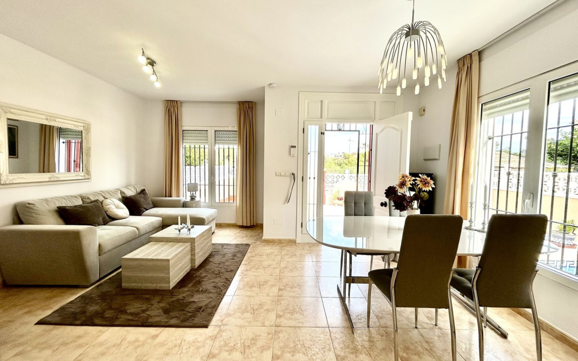zum Verkauf - Reihenhaus - Campoamor