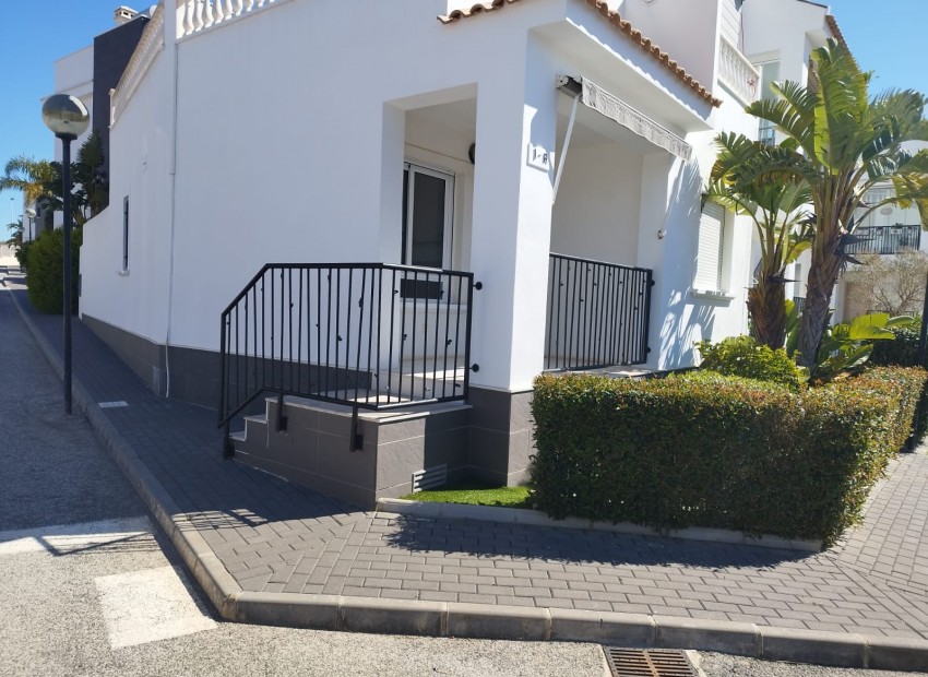 zum Verkauf - Reihenhaus - Torrevieja - Aguas Nuevas