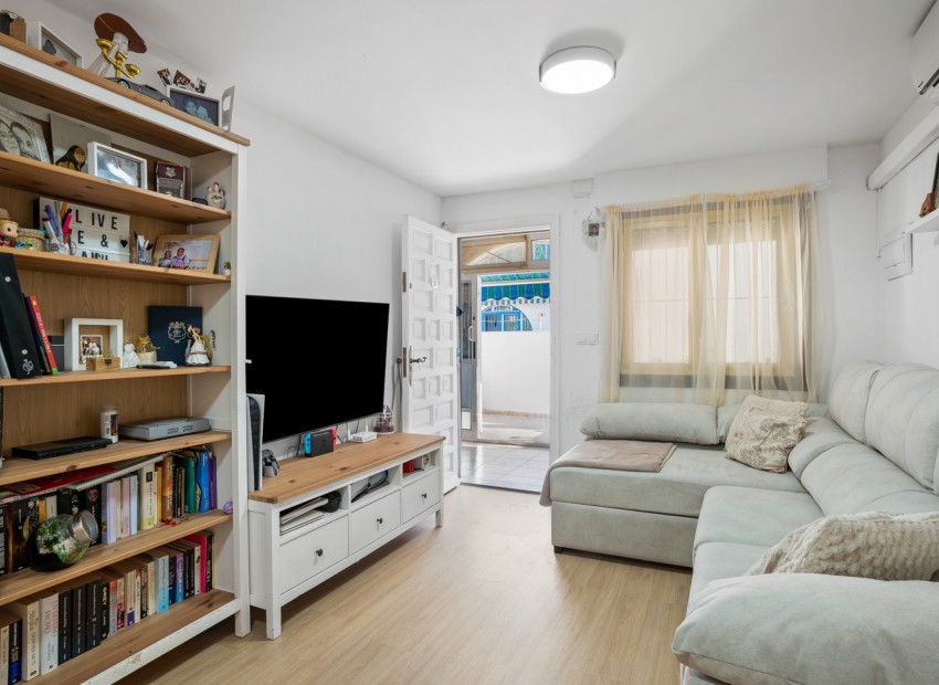 zum Verkauf - Reihenhaus - Torrevieja - La Siesta