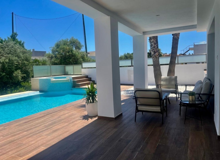 zum Verkauf - Villa - Alicante - Alicante Centro