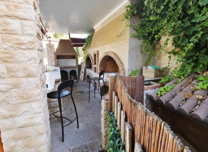 zum Verkauf - Villa - Alicante - Alicante Centro