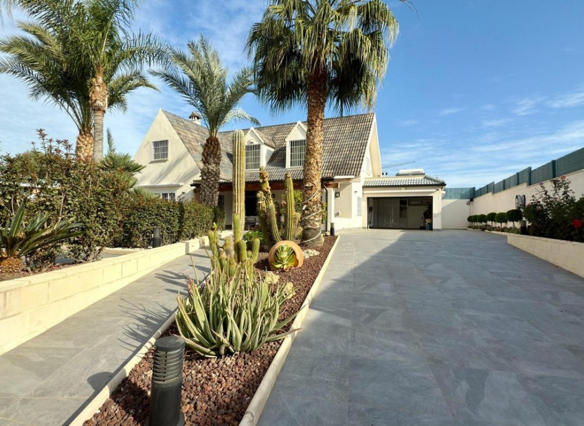 zum Verkauf - Villa - Alicante - Alicante Centro
