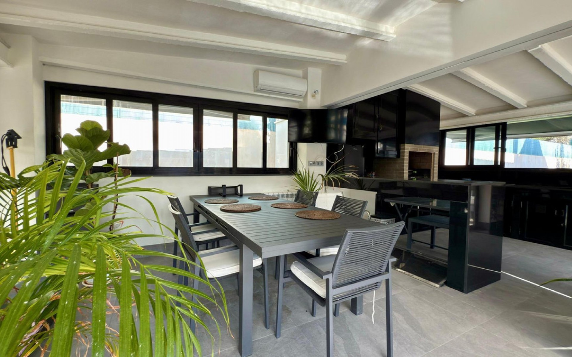 zum Verkauf - Villa - Alicante - Alicante Centro