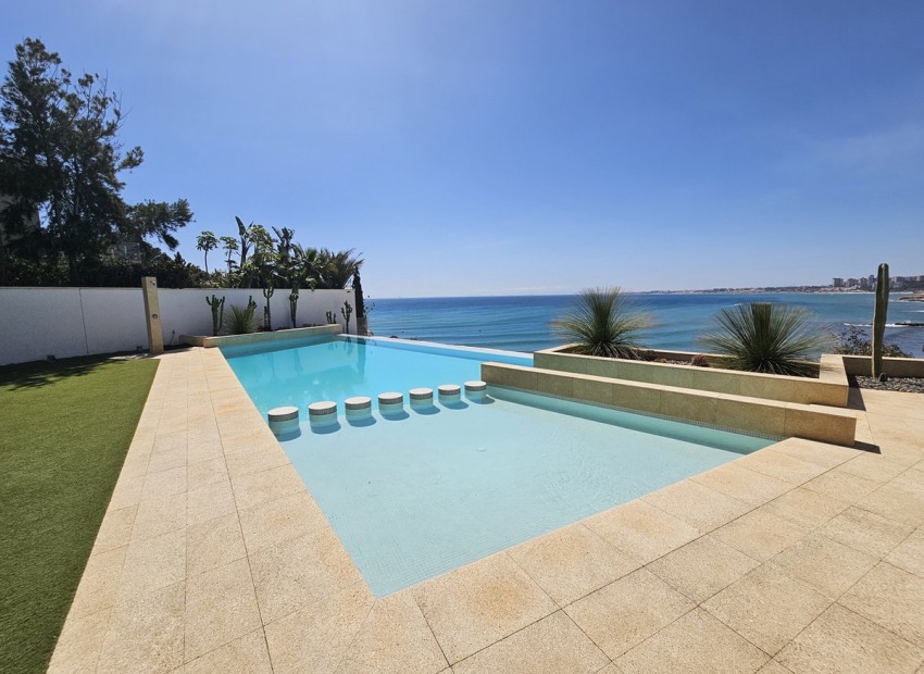 zum Verkauf - Villa - Cabo Roig