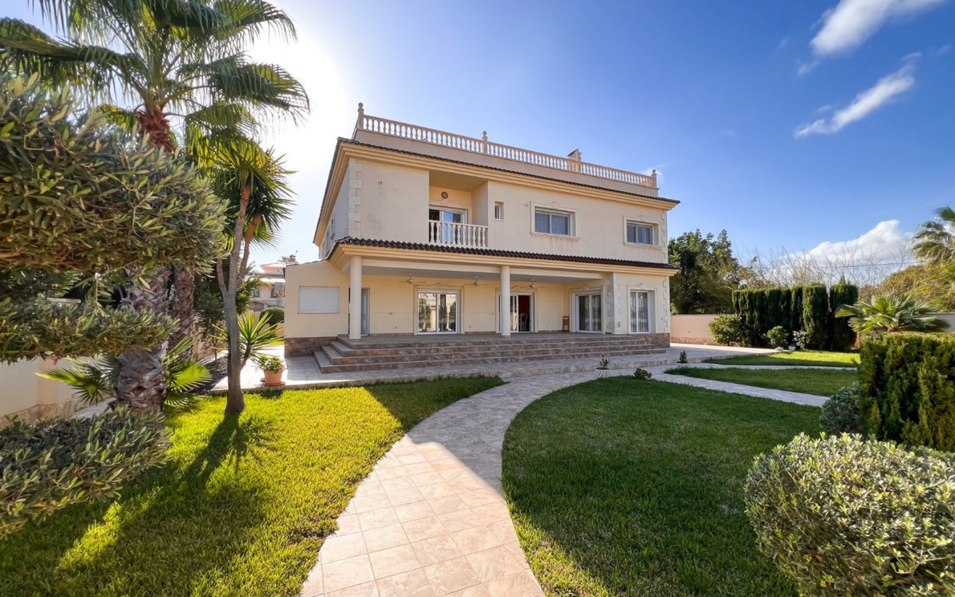 zum Verkauf - Villa - Cabo Roig