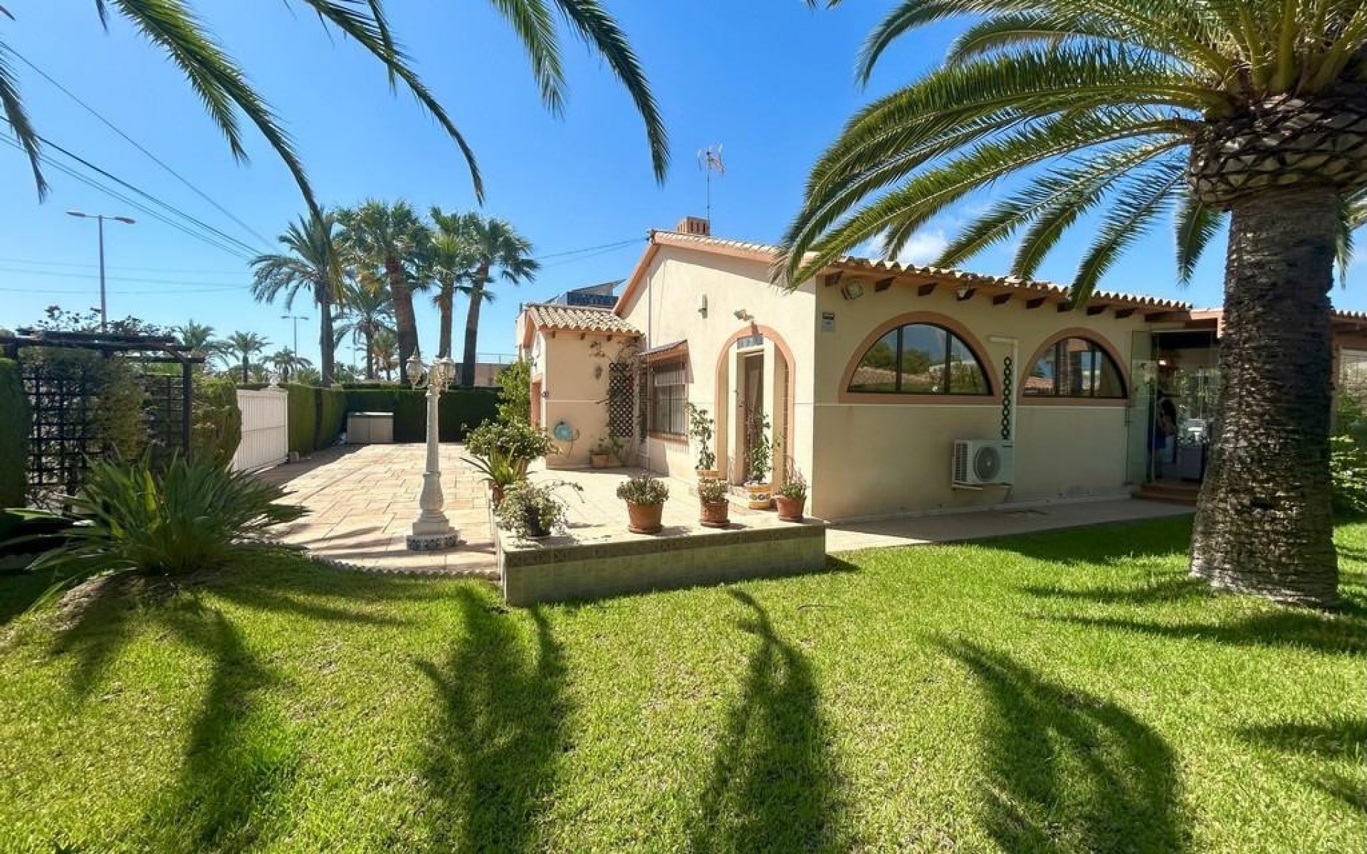 zum Verkauf - Villa - Cabo Roig